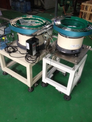 后盖胶芯震动盘组合